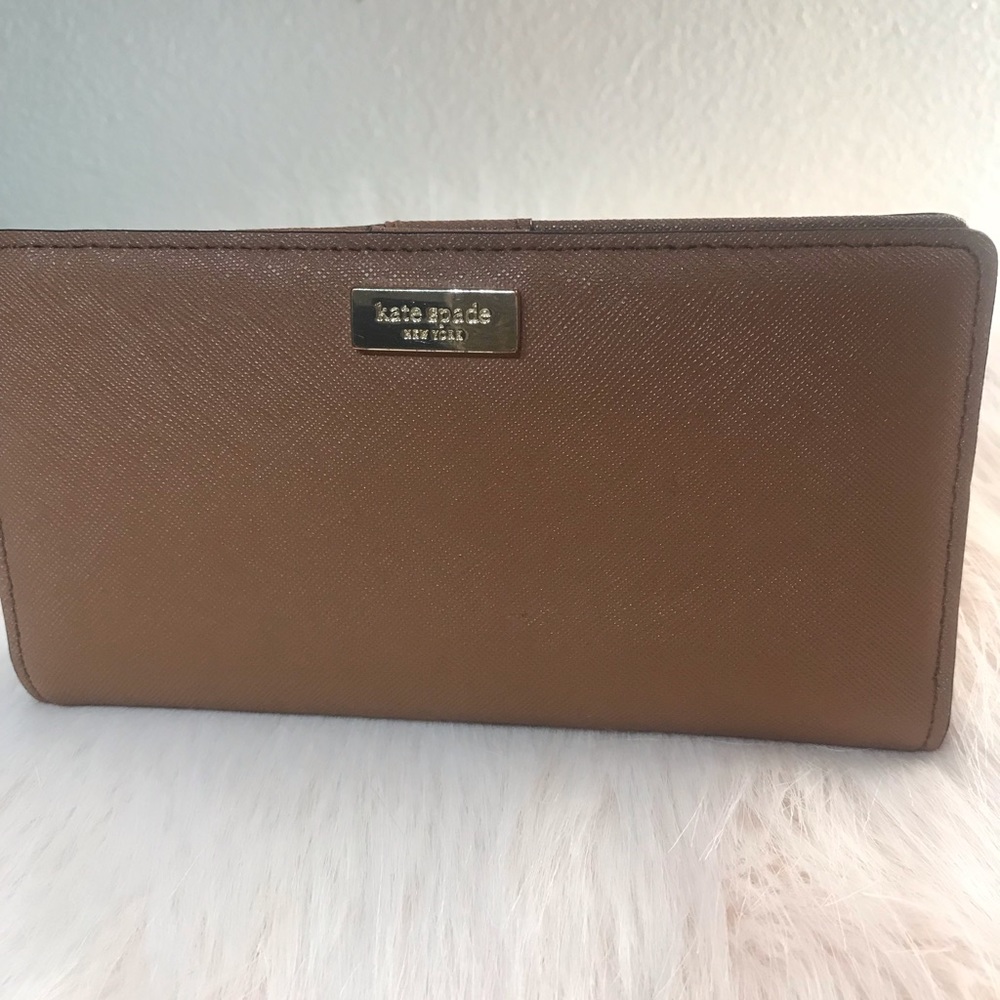 ‼️sold ‼️Kate Spade wallet